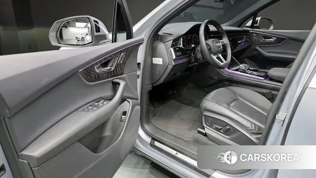 Audi Q7 (4M) 2021 Серебряный из Кореи, фото 2