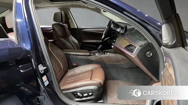 BMW 5 Series (G30) 2020 Синий из Кореи, фото 2