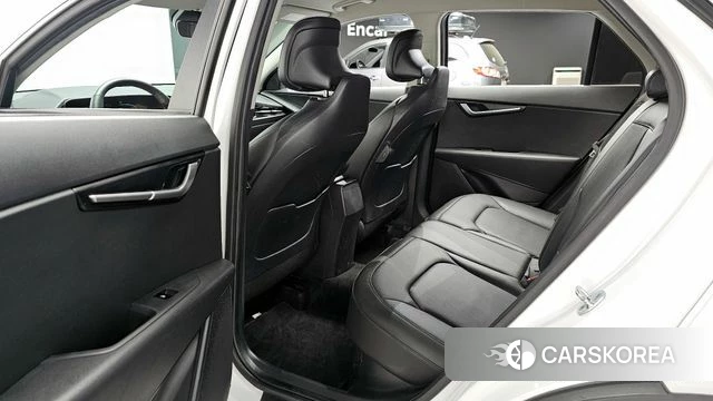 Kia Di Ol Nu Niro 2022 Белый из Кореи, фото 2