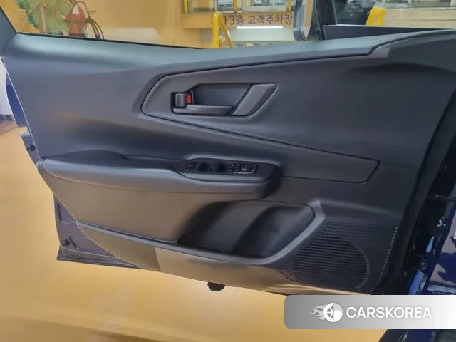 Toyota Prius 5th Generation 2023 Синий из Кореи, фото 2