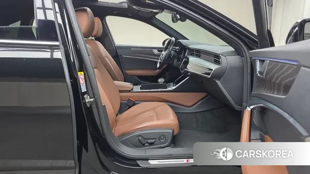 Audi A6 (C8) 2021 Черный из Кореи, фото 2