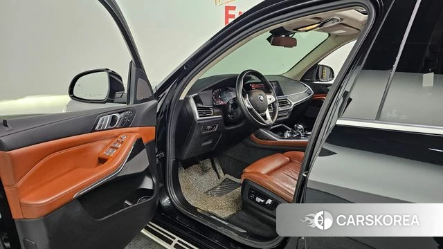 BMW X7 (G07) 2020 Черный из Кореи, фото 2