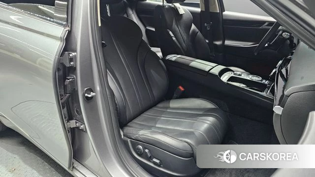Genesis G80 (RG3) 2021 Серебристо-серый из Кореи, фото 2