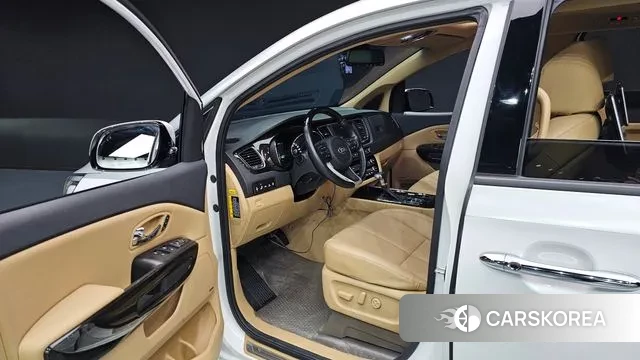Kia The New Carnival 2019 Белый из Кореи, фото 2