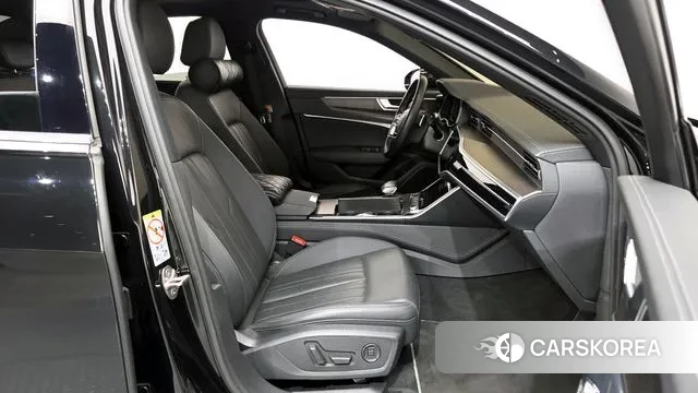 Audi A6 (C8) 2021 Черный из Кореи, фото 2