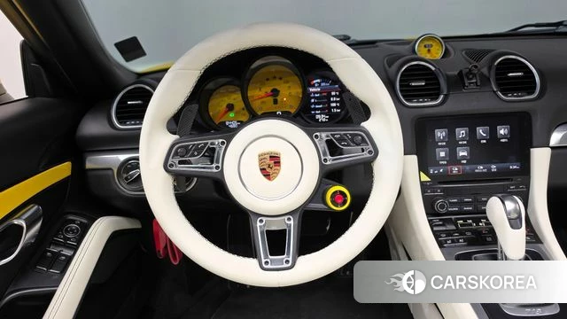 Porsche 718 Boxster 2018 Желтый из Кореи, фото 2