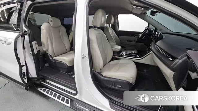 Kia Carnival 4th generation 2021 Белый из Кореи, фото 2
