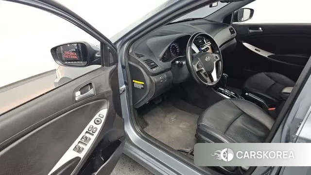 Hyundai Accent (New type) 2019 Цвет галактики из Кореи, фото 2