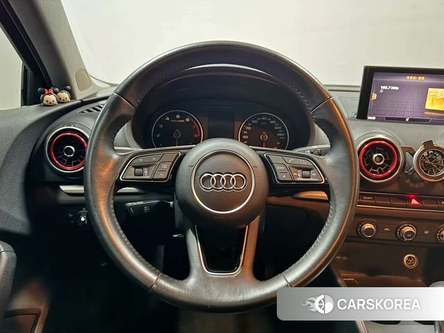 Audi A3 2021 Белый из Китая, фото 2