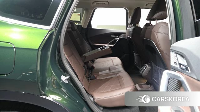 BMW iX1 (U11) 2024 Зеленый из Кореи, фото 2
