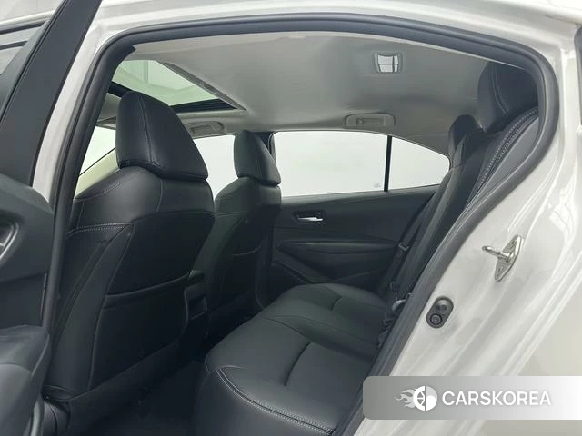 Toyota Corolla 2022 Белый из Китая, фото 2