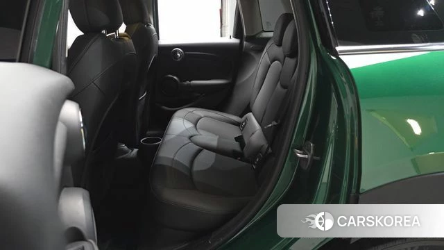 Mini Cooper 2021 Зеленый из Кореи, фото 2