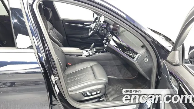 BMW 5 Series (G30) id 2689458 из Кореи 2