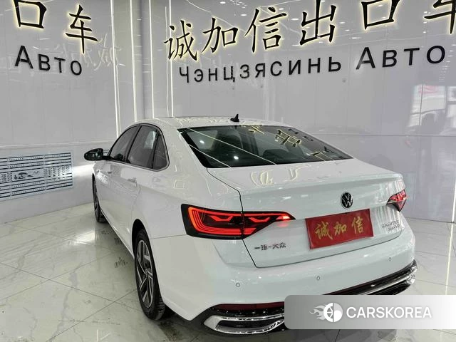 Volkswagen Sagitar 2022 Белый из Китая, фото 2