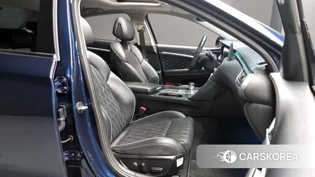 Genesis G70 2019 Синий из Кореи, фото 2