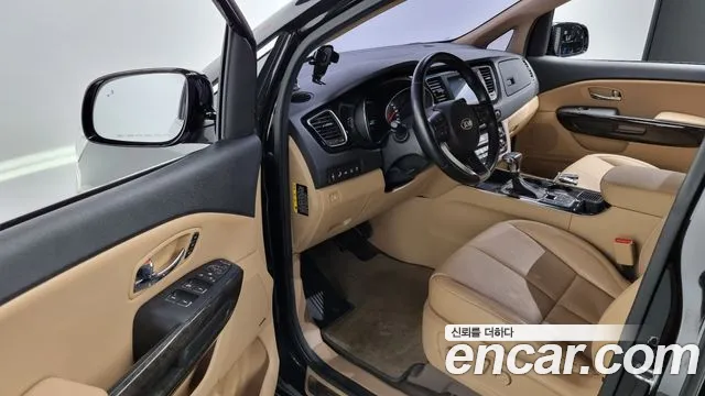 Kia The New Carnival 2018 Черный из Кореи, фото 2