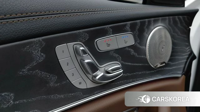 Mercedes-Benz E-Class W213 2022 Белый из Кореи, фото 2