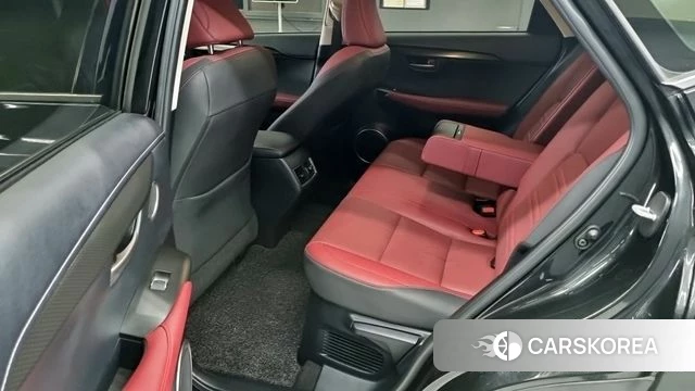 Lexus NX300h 2021 Черный из Кореи, фото 2