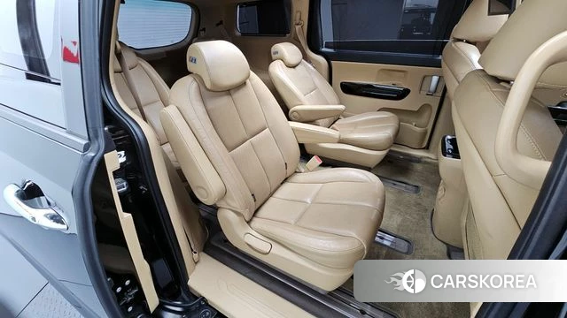 Kia The New Carnival 2019 Черный из Кореи, фото 2