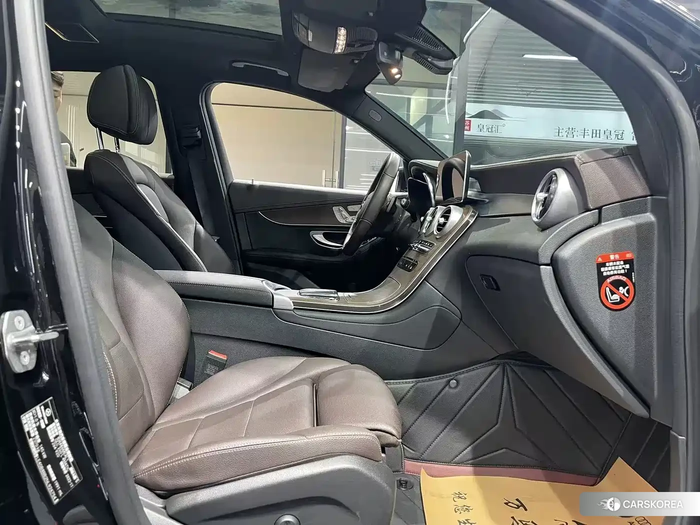 Mercedes-Benz GLC 2023 Черный из Китая, фото 2