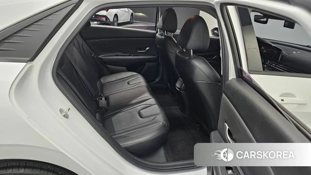 Hyundai Avante (CN7) 2021 Белый из Кореи, фото 2