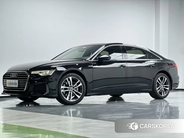 Audi A6L 2021 Черный из Китая, фото 2