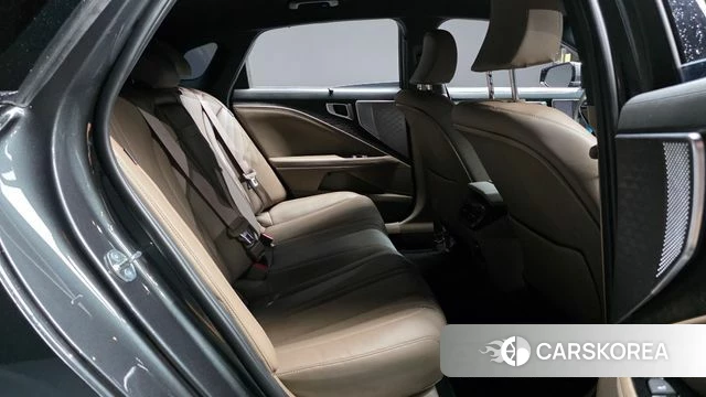 Kia K8 2023 Серый из Кореи, фото 2