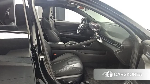 Hyundai Avante (CN7) 2023 Черный из Кореи, фото 2