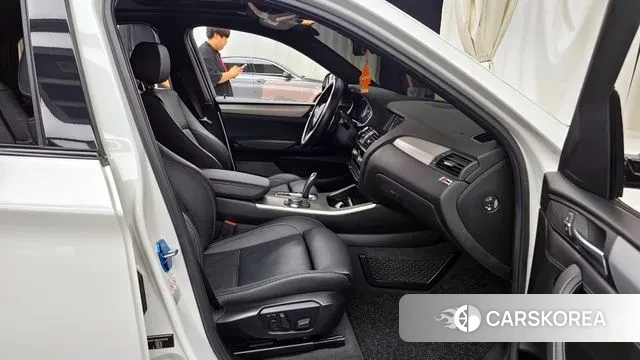 BMW X4 (F26) 2018 Белый из Кореи, фото 2