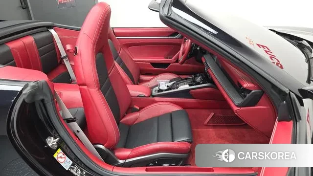 Porsche 911(992) 2021 Черный из Кореи, фото 2