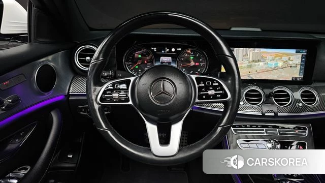 Mercedes-Benz E-Class W213 2020 Белый из Кореи, фото 2