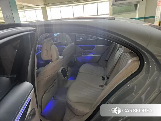 Mercedes-Benz E-Class W214 2024 Серый из Кореи, фото 2