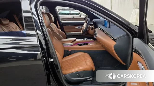 Genesis GV70 2021 Черный из Кореи, фото 2