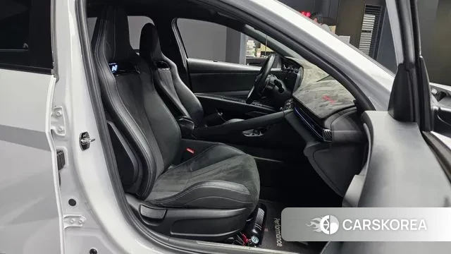 Hyundai Avante (CN7) 2021 Белый из Кореи, фото 2