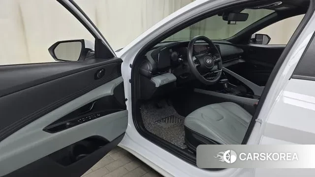 Hyundai The New Avante (CN7) 2025 Белый из Кореи, фото 2