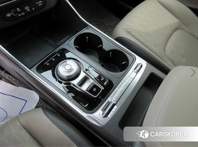 Kia The New Carnival 4th Generation 2023 Белый из Кореи, фото 2