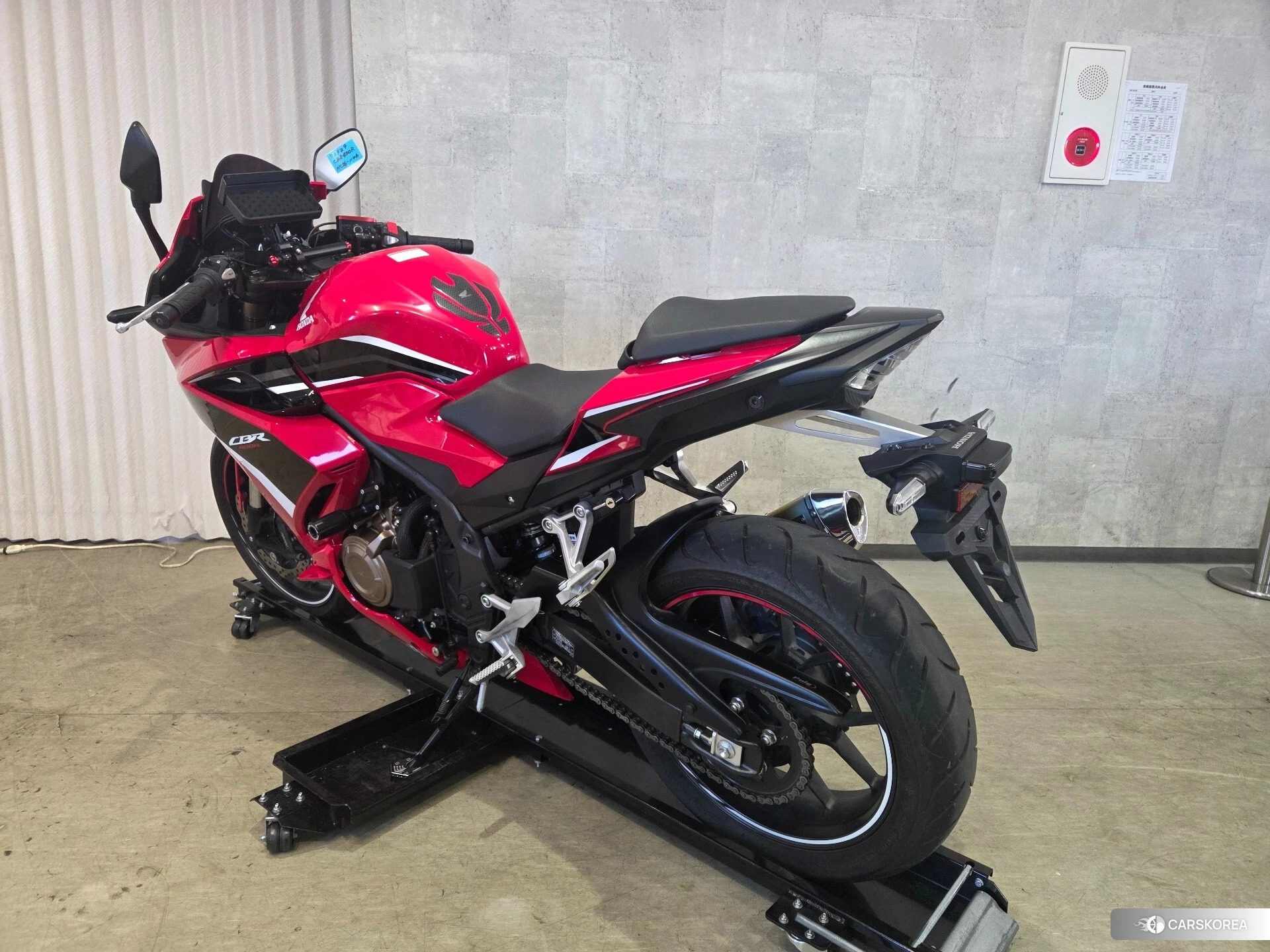 Проданный Honda CBR400R ABS 2022 из Японии, фото 2