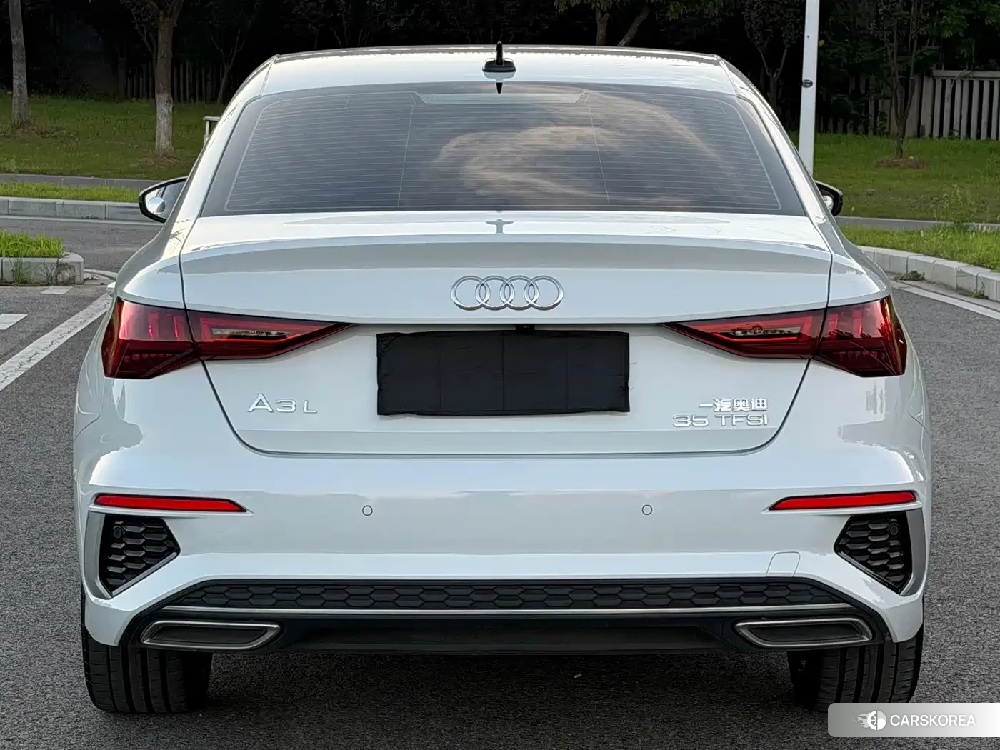 Audi A3 2023 Белый из Китая, фото 3