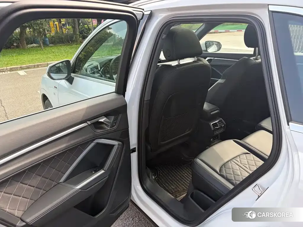 Audi Q3 2025 Белый из Китая, фото 2