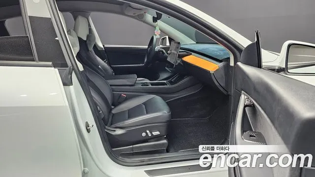 Tesla Model Y 2021 Белый из Кореи, фото 2