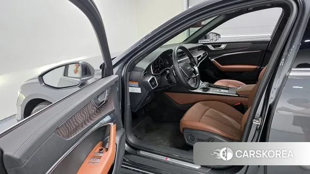 Audi A6 (C8) 2023 Серый из Кореи, фото 2