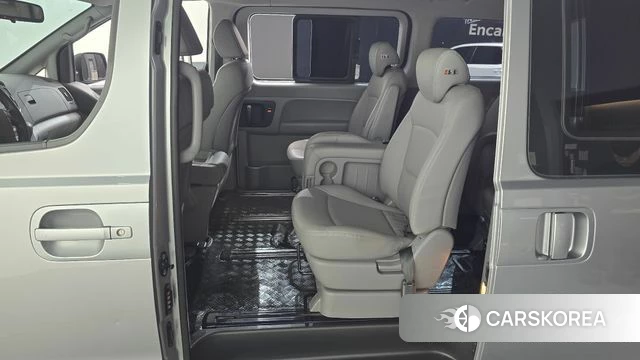 Hyundai The New Grand Starex 2019 Серебряный из Кореи, фото 2