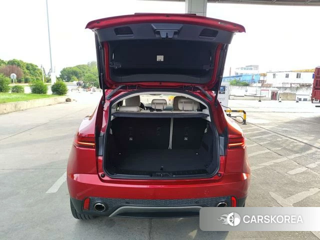 Jaguar E-PACE 2019 Красный из Китая, фото 2