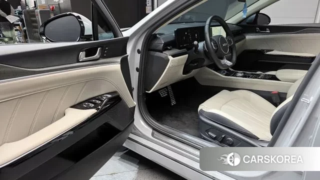 Kia The New K5 3rd generation 2024 Серебристо-серый из Кореи, фото 2