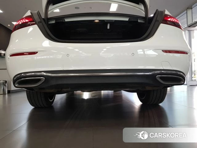 Mercedes-Benz E-Class W213 2021 Белый из Кореи, фото 2