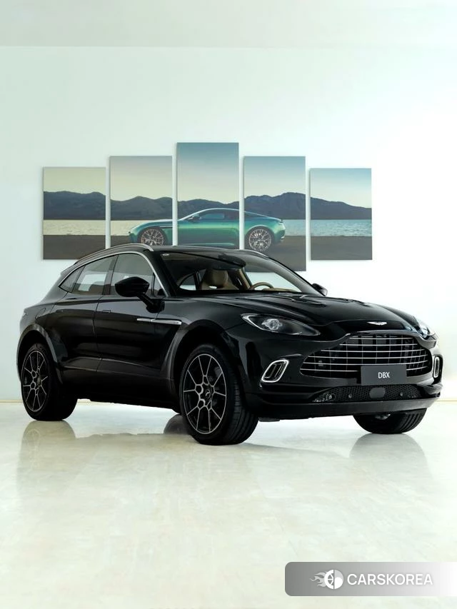 Aston Martin DBX 2024 Черный из Китая, фото 2