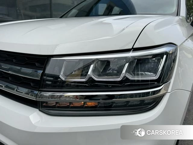 Volkswagen Tuyue 2022 Белый из Китая, фото 2