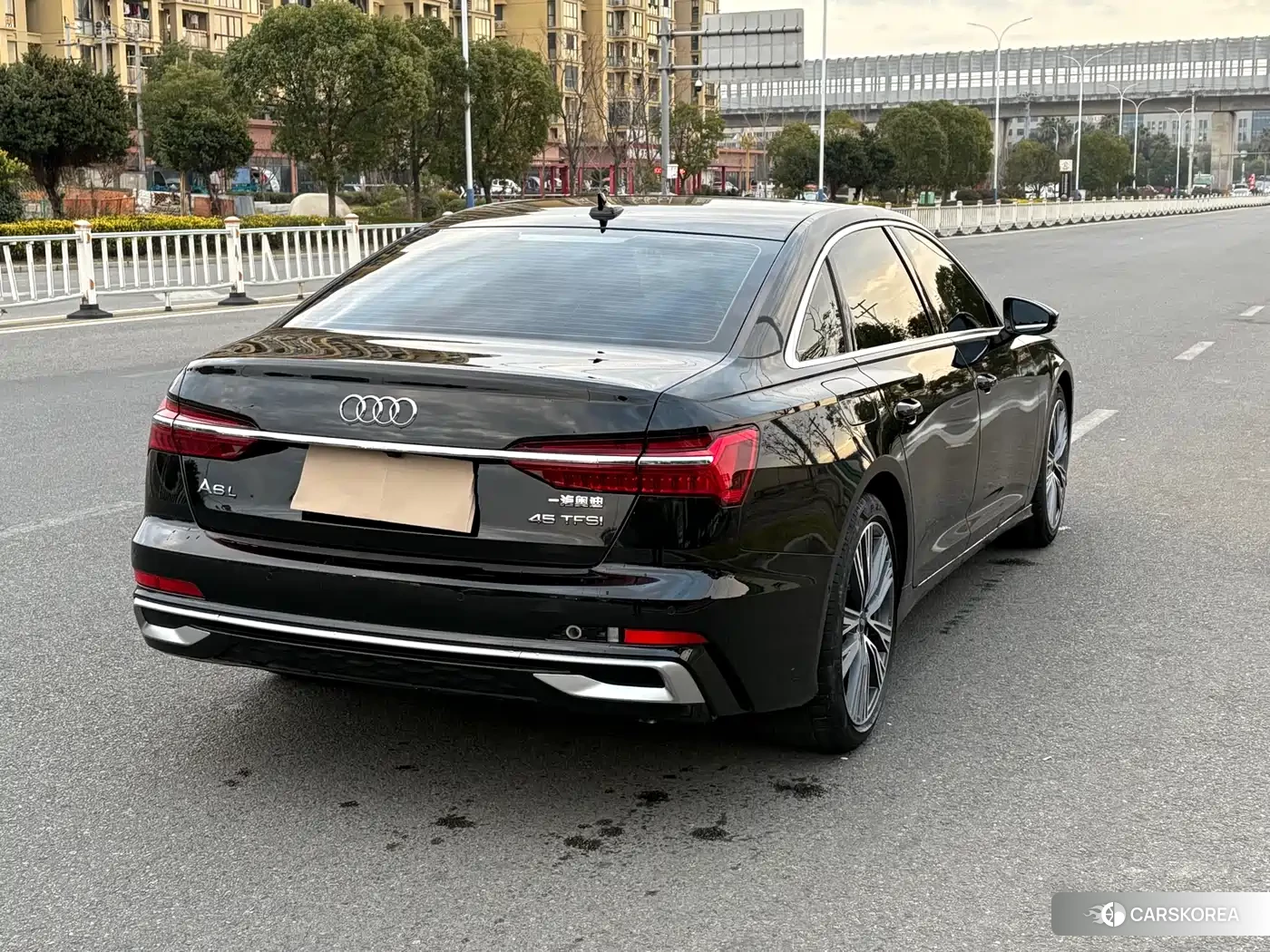 Audi A6L 2024 Черный из Китая, фото 2