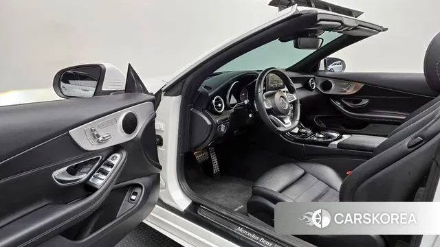 Mercedes-Benz C-Class W205 2018 Белый из Кореи, фото 2