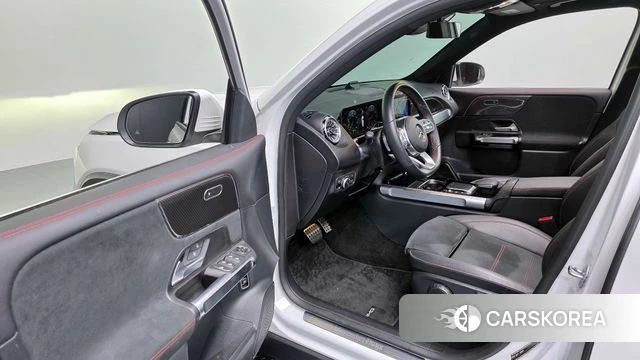 Mercedes-Benz GLB-Class X247 2022 Белый из Кореи, фото 2